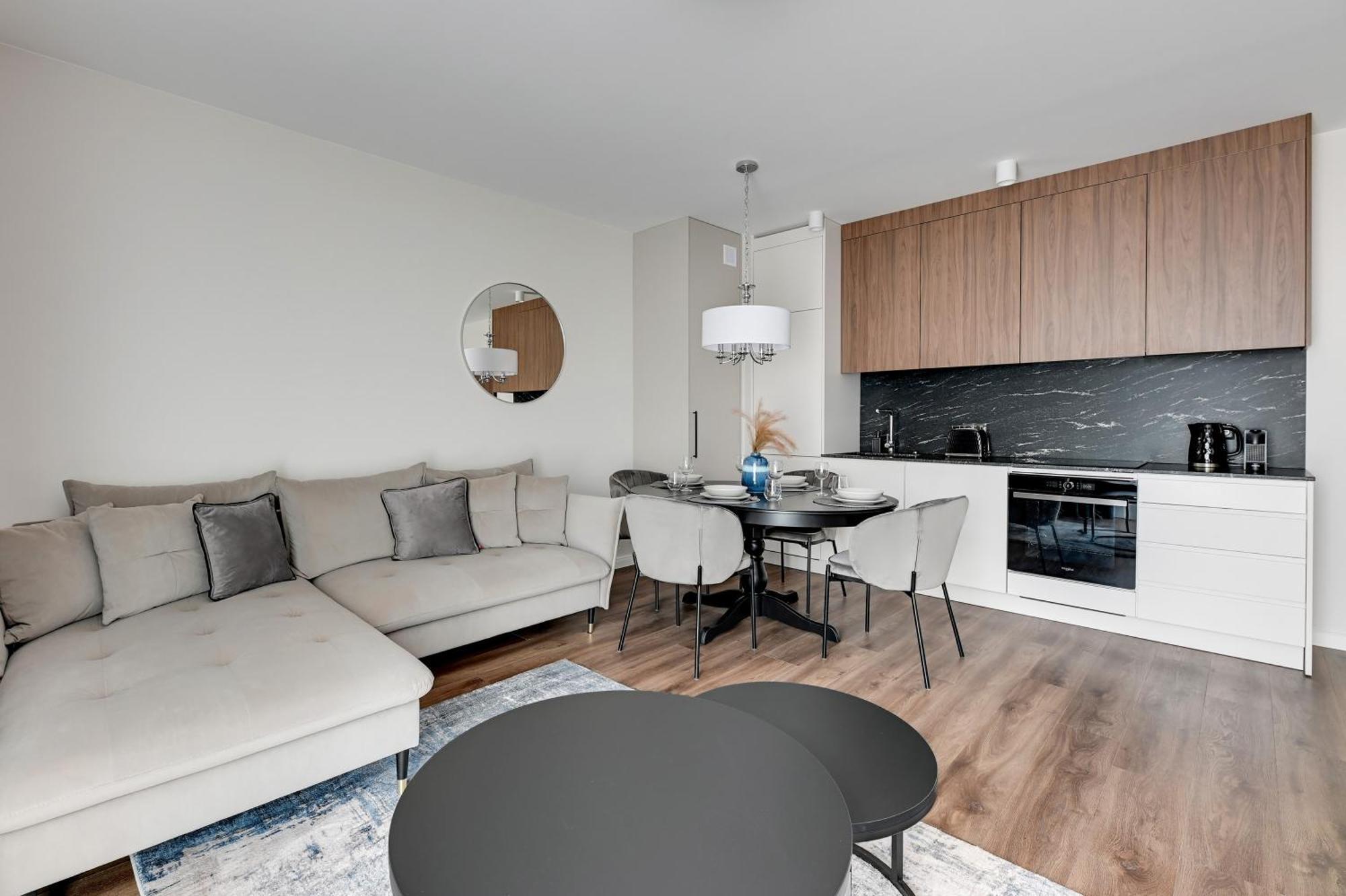 Scala 60K City Center Apartments With Parking By Lion Apartments Danzica Esterno foto